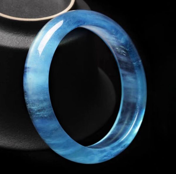 Natural aquamarine bracelet-155